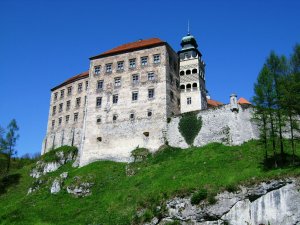 Pieskowa Skala- Castle